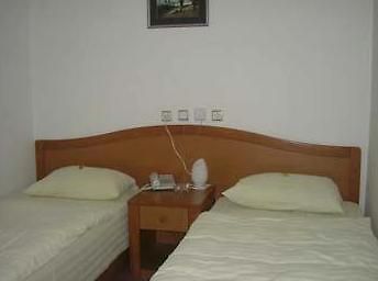 Omega Ambasador Hotel SJJ Chambre photo