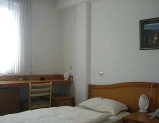 Omega Ambasador Hotel SJJ Chambre photo